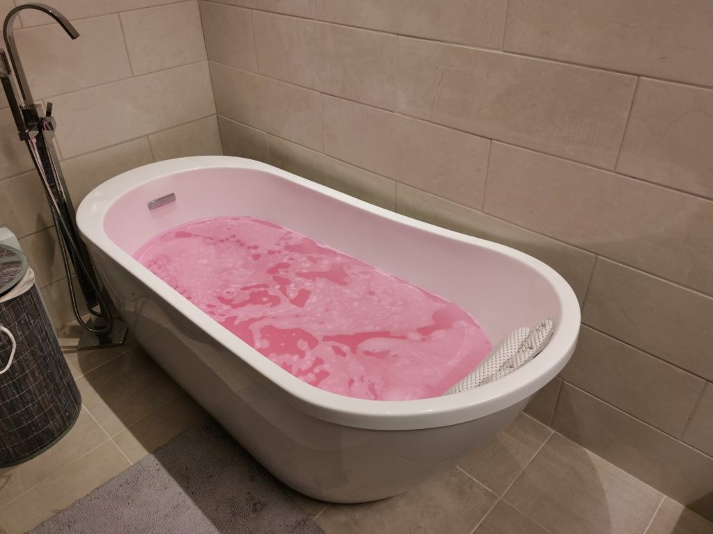 Sex Bomb Bath Bomb pink bathwater horizontal