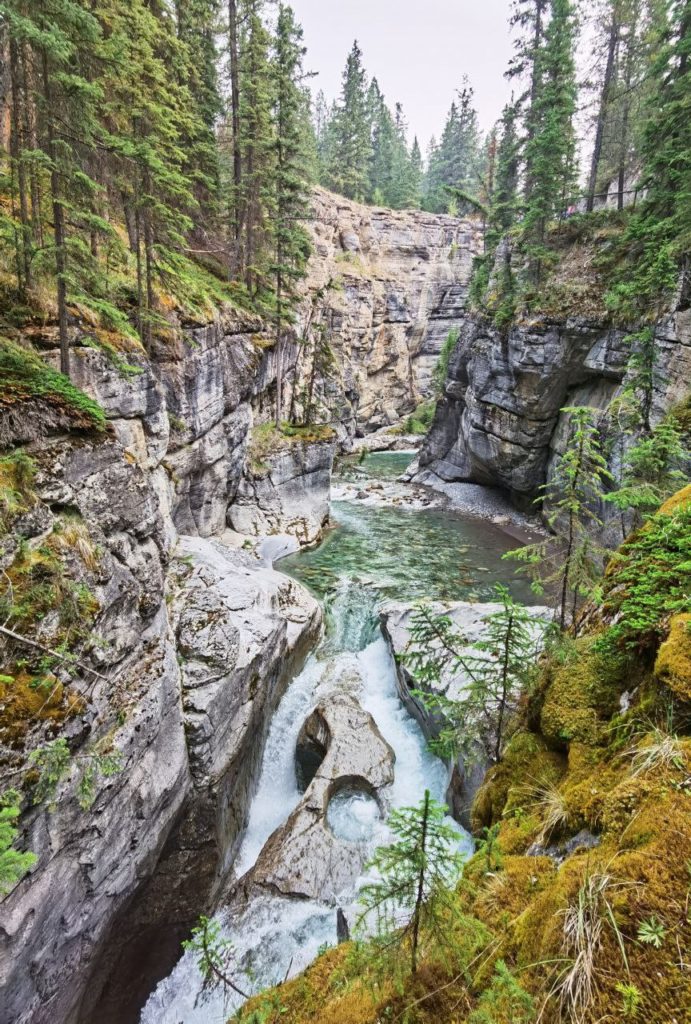 Maligne Canyon