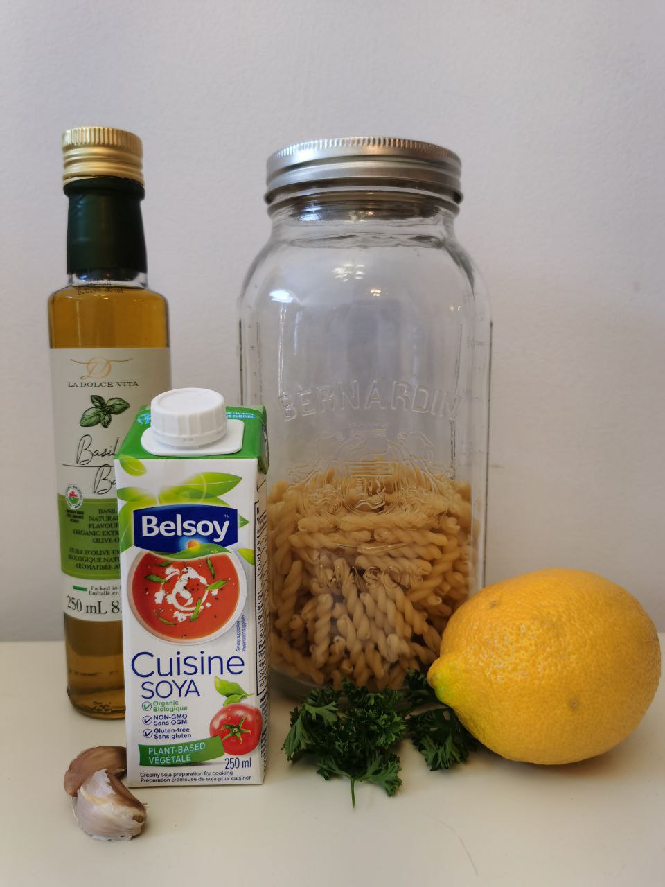 Ingredients for lemon pasta